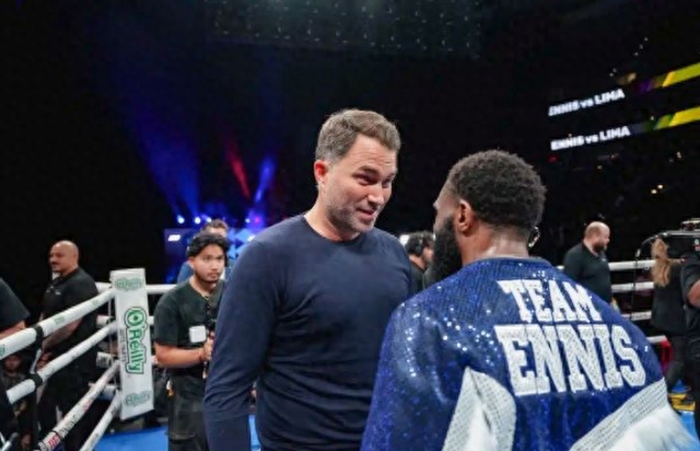 开云官网-埃迪·赫恩在154磅的困局：人才储备出现荒漠|贾伦·恩尼斯|卡内罗·阿瓦雷兹|詹姆斯-恩尼斯|苏尔·阿瓦雷兹|WBA_新浪体育_新浪新闻